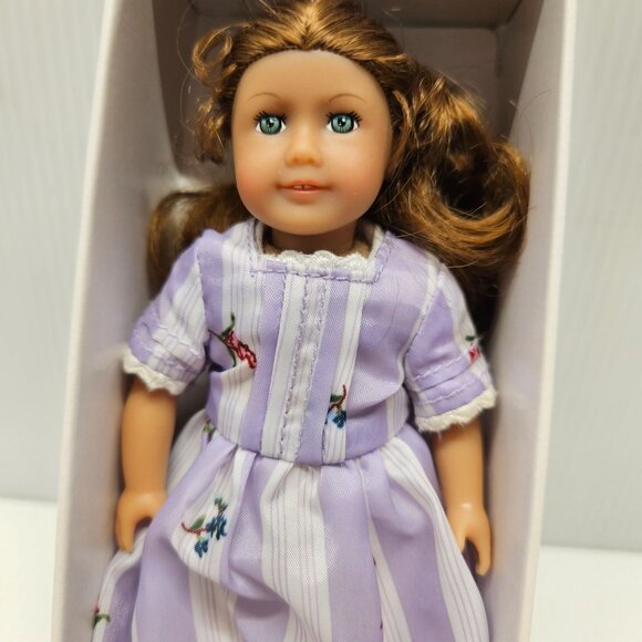 American Girl Felicity Mini Doll 6 Inches In Lavender Traveling Gown Box No Book - Picture 4 of 7